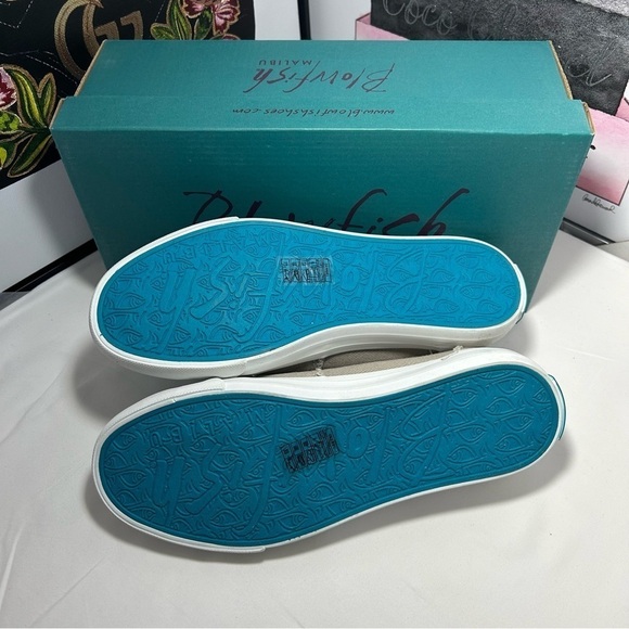 Blowfish sneakers size 8 - Picture 3 of 4
